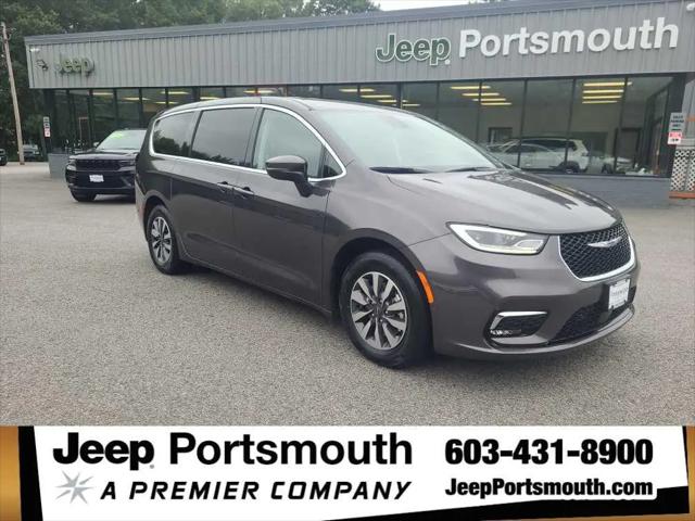 2023 Chrysler Pacifica Hybrid Touring L for sale in Portsmouth, NH