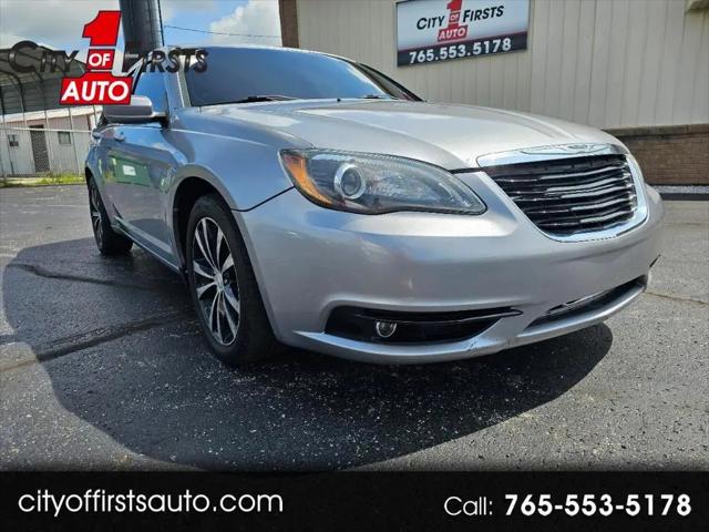 2013 Chrysler 200 Touring for sale in Kokomo, IN