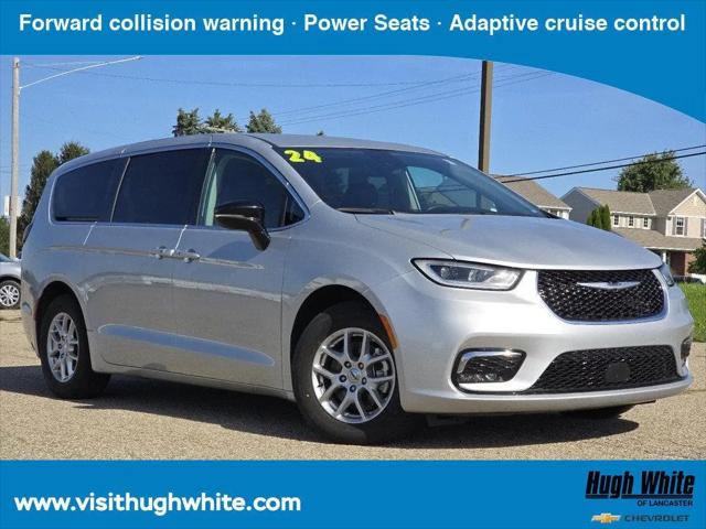 2024 Chrysler Pacifica Touring L for sale in Lancaster, OH