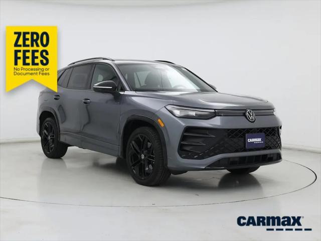 2025 Volkswagen Tiguan 2.0T SE R-Line Black for sale in Brooklyn Park, MN