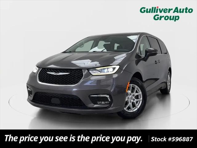 2023 Chrysler Pacifica Touring L for sale in Plano, TX