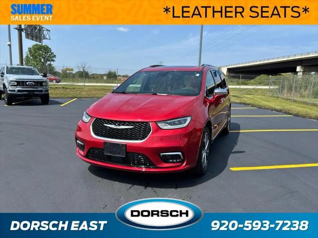 2024 Chrysler Pacifica Pinnacle AWD for sale in Green Bay, WI