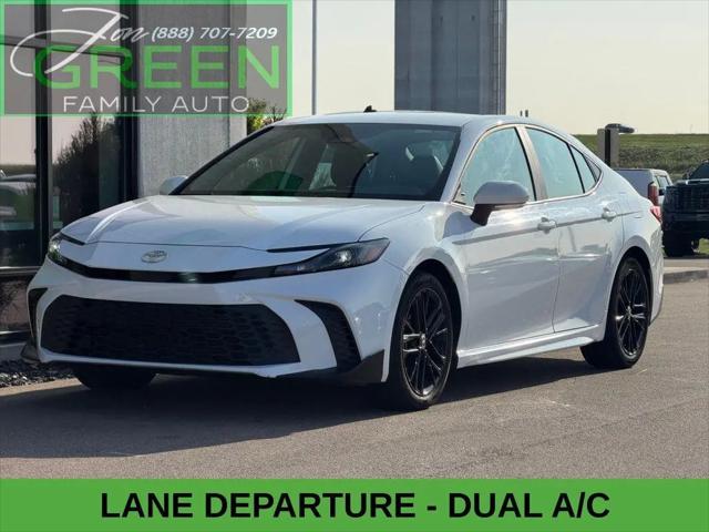 2025 Toyota Camry SE for sale in MILTON, WI