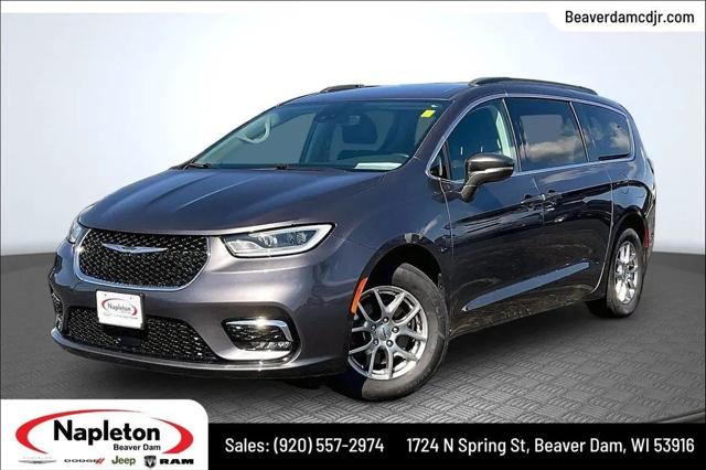 2021 Chrysler Pacifica Touring for sale in Beaver Dam, WI