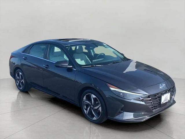 2021 Hyundai Elantra Limited for sale in Green Bay, WI