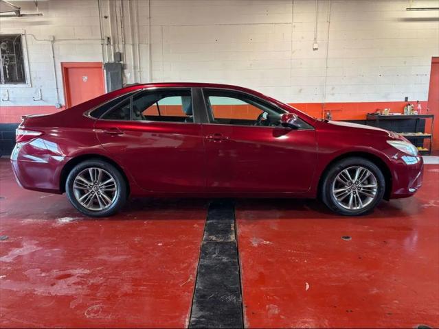 2016 Toyota Camry SE for sale near Franklin, OH
