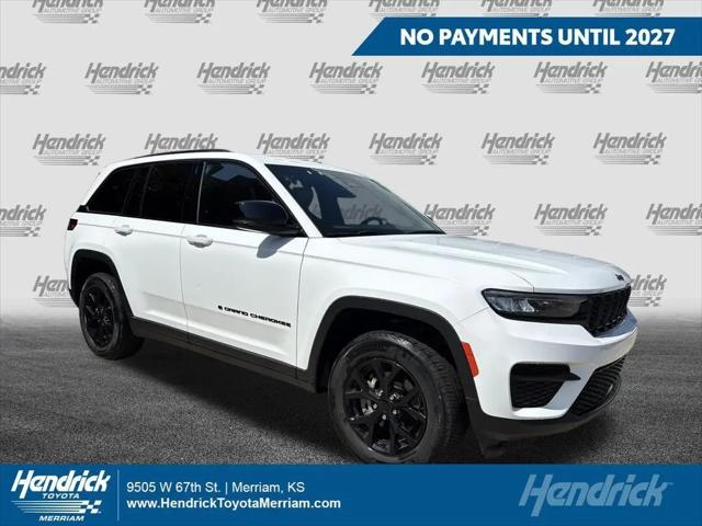 2025 Jeep Grand Cherokee Altitude 4x4 for sale in Merriam, KS