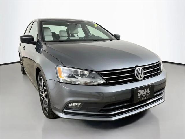 2016 Volkswagen Jetta 1.8T Sport for sale in La Crosse, WI