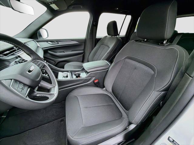2027 Jeep Grand Cherokee GRAND CHEROKEE LAREDO 4X4 2027 Jeep Grand Cherokee GRAND CHEROKEE LAREDO 4X4