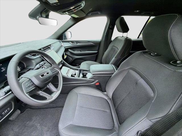 2027 Jeep Grand Cherokee GRAND CHEROKEE LAREDO 4X4 2027 Jeep Grand Cherokee GRAND CHEROKEE LAREDO 4X4