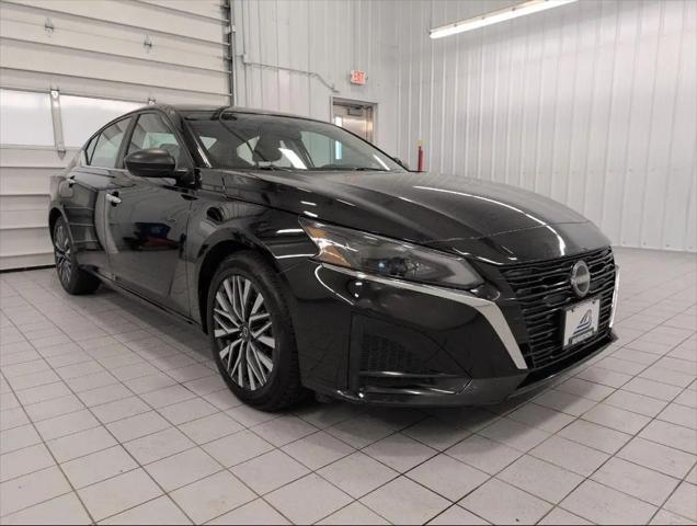 2025 Nissan Altima SV FWD for sale in Neenah, WI