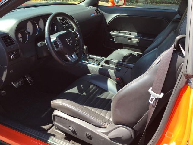 2013 Dodge Challenger R/T Plus