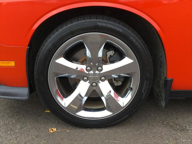 2013 Dodge Challenger R/T Plus