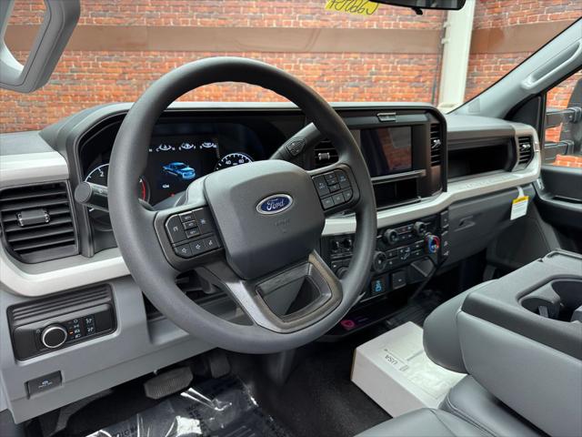 2026 Ford 600 Unknown