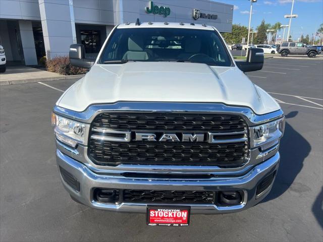 2024 Ram 3500 Tradesman/SLT/Laramie/Limited