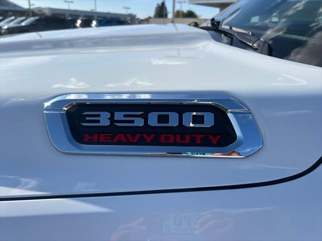 2024 Ram 3500 Tradesman/SLT/Laramie/Limited
