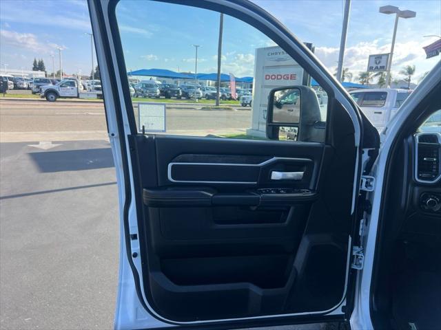 2024 Ram 3500 Tradesman/SLT/Laramie/Limited