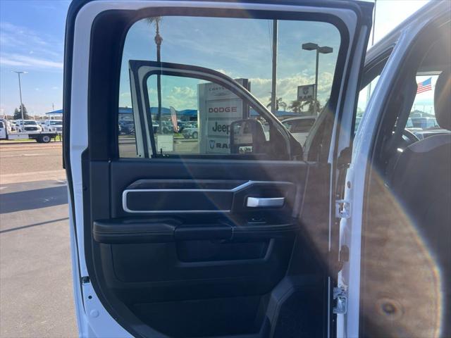 2024 Ram 3500 Tradesman/SLT/Laramie/Limited
