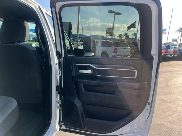 2024 Ram 3500 Tradesman/SLT/Laramie/Limited