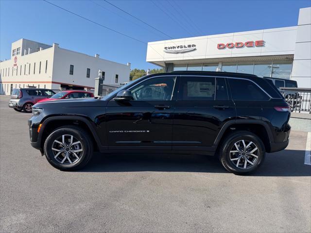 2027 Jeep Grand Cherokee GRAND CHEROKEE LAREDO X 4X4 2027 Jeep Grand Cherokee GRAND CHEROKEE LAREDO X 4X4