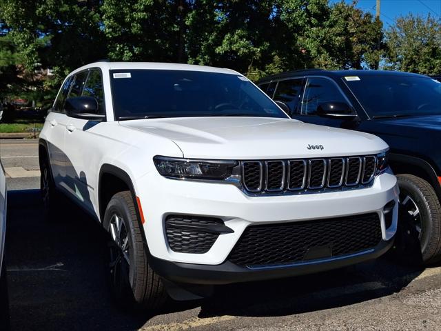 2027 Jeep Grand Cherokee GRAND CHEROKEE LAREDO X 4X4 2027 Jeep Grand Cherokee GRAND CHEROKEE LAREDO X 4X4