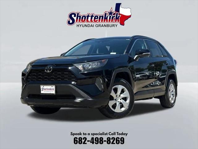 2020 Toyota RAV4 LE for sale in Granbury, TX