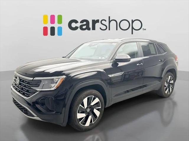 2026 Volkswagen Atlas Cross Sport SE with Technology for sale in Cranberry Twp, PA