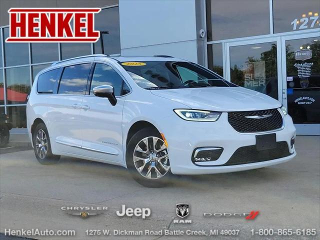 2025 Chrysler Pacifica Hybrid Pinnacle for sale in Battle Creek, MI