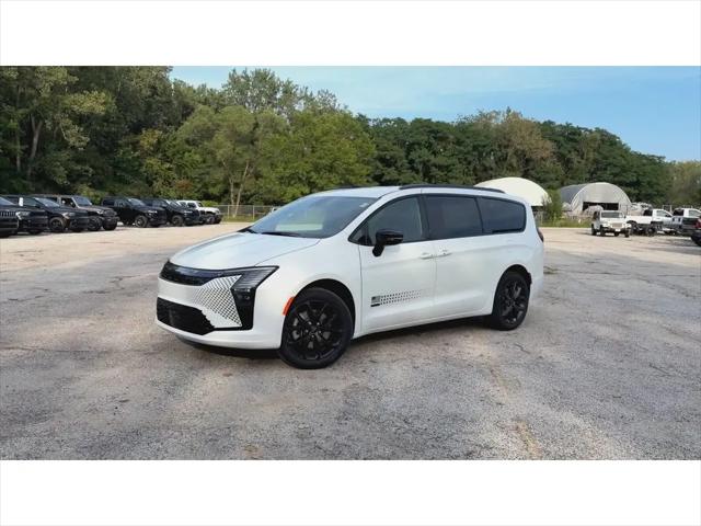 2027 Chrysler Pacifica Select AWD