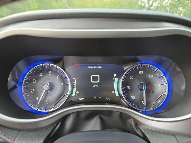 2027 Chrysler Pacifica Select AWD