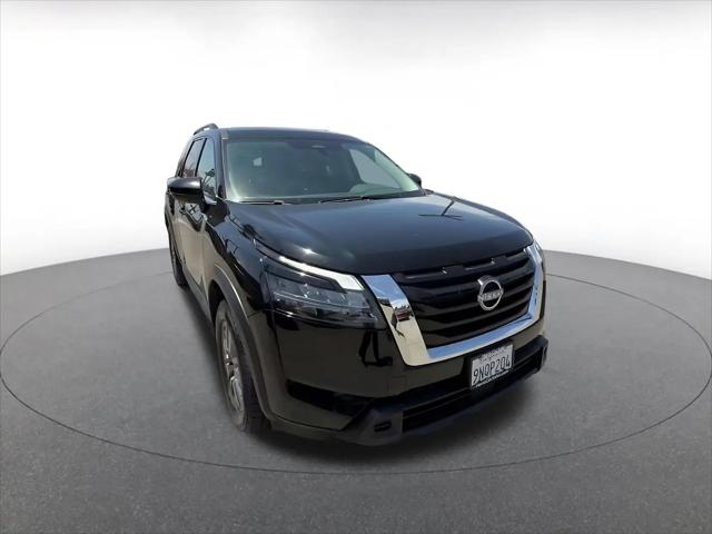 2025 Nissan Pathfinder SV FWD