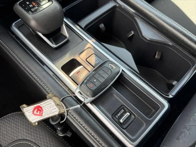 2025 Nissan Pathfinder SV FWD