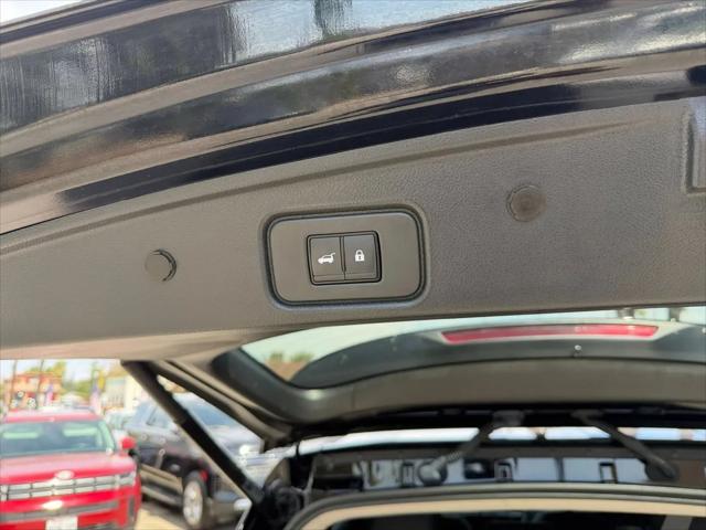 2025 Nissan Pathfinder SV FWD