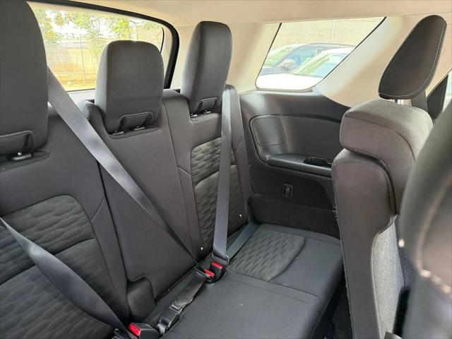 2025 Nissan Pathfinder SV FWD