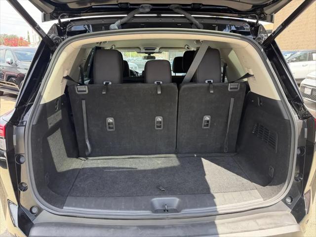 2025 Nissan Pathfinder SV FWD