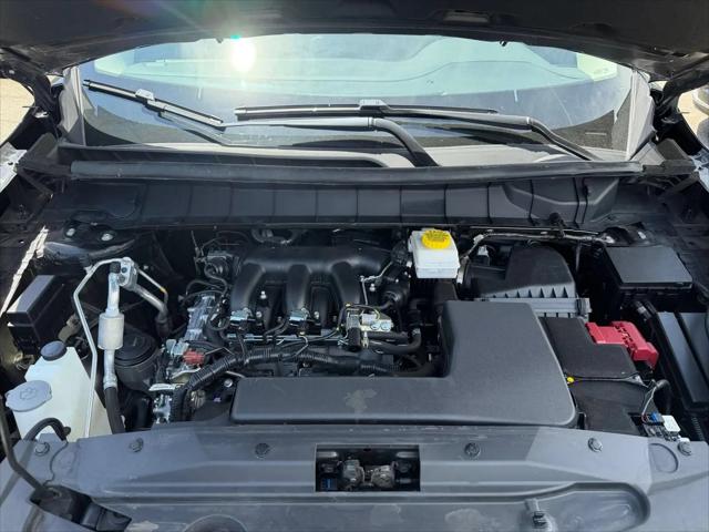 2025 Nissan Pathfinder SV FWD