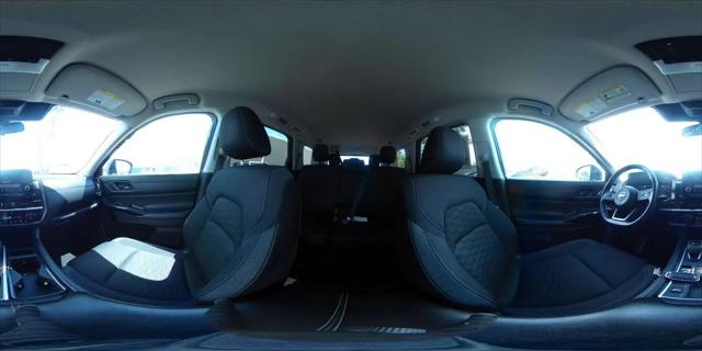 2025 Nissan Pathfinder SV FWD