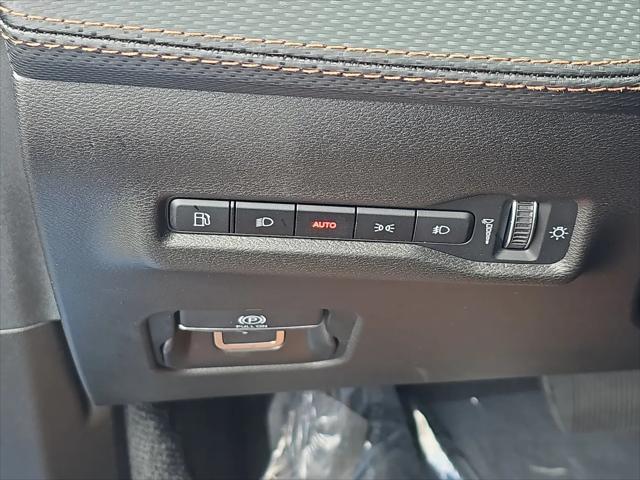 2026 Jeep Cherokee Overland 4x4