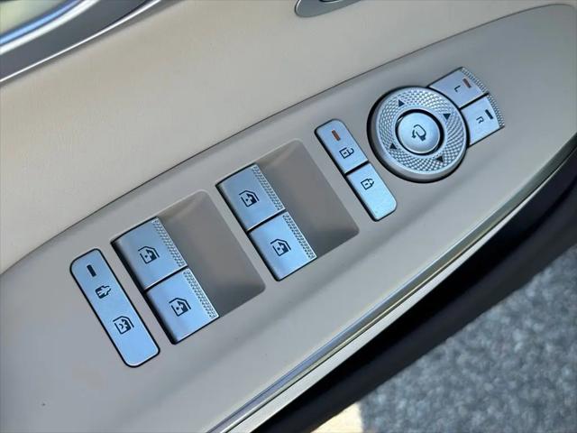 2027 Genesis GV70 2.5T Advanced