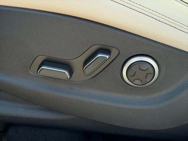 2027 Genesis GV70 2.5T Advanced
