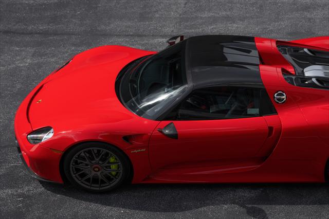 2015 Porsche 918 Spyder Base w/Weissach Package