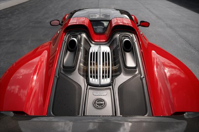 2015 Porsche 918 Spyder Base w/Weissach Package