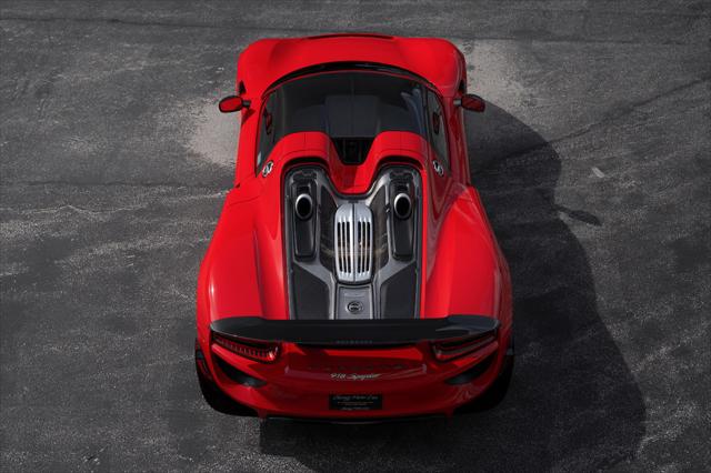 2015 Porsche 918 Spyder Base w/Weissach Package