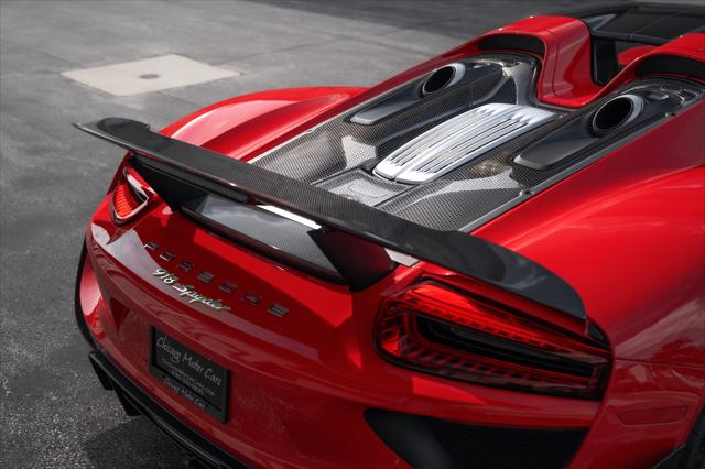 2015 Porsche 918 Spyder Base w/Weissach Package