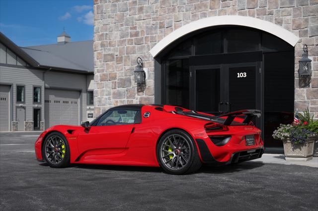 2015 Porsche 918 Spyder Base w/Weissach Package