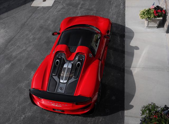 2015 Porsche 918 Spyder Base w/Weissach Package