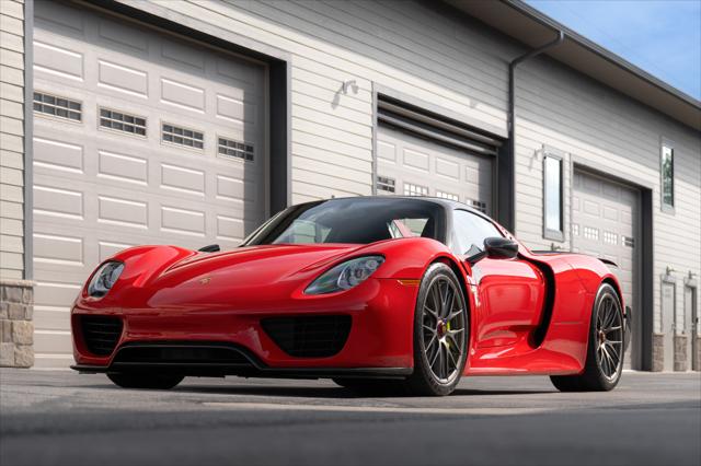 2015 Porsche 918 Spyder Base w/Weissach Package