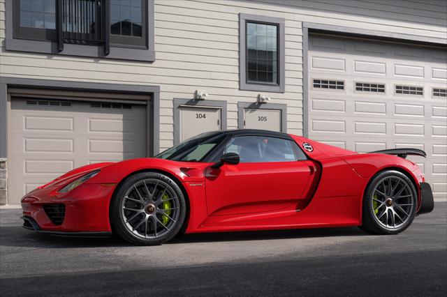 2015 Porsche 918 Spyder Base w/Weissach Package