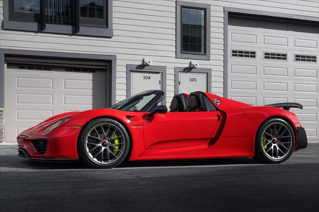 2015 Porsche 918 Spyder Base w/Weissach Package