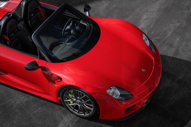 2015 Porsche 918 Spyder Base w/Weissach Package